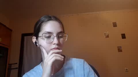 Kate online show from June 19, 2026, 11:14 am