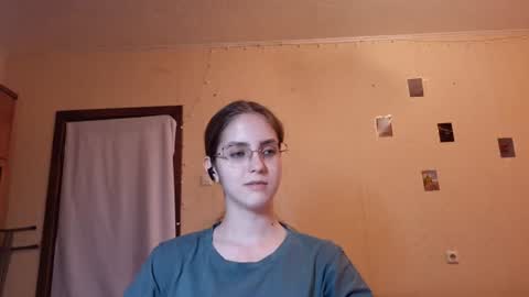 Kate online show from June 21, 2026, 3:36 pm