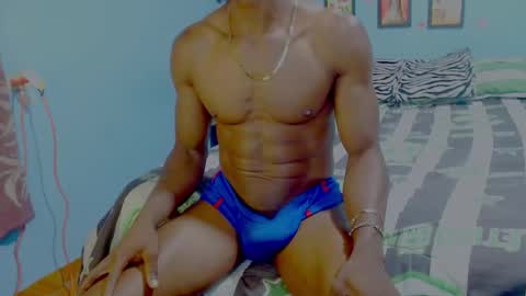 Snapshot of elmiltonnjakee chatting on February 10, 2026, 9:41 pm elmiltonnjakee online show from February 10, 2026, 9:41 pm