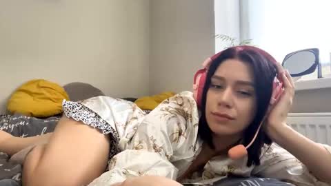 Emily online show from September 24, 2025, 7:12 am