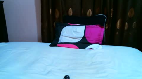 elodielynn online show from January 15, 2025, 3:29 pm