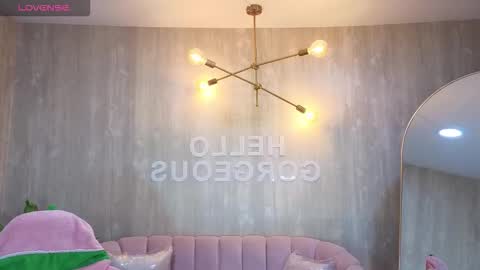 Elody  online show from October 19, 2025, 3:07 am