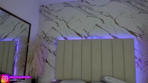 Snapshot of elody_rousse chatting on October 15, 2025, 11:32 am elody_rousse online show from October 15, 2025, 11:32 am
