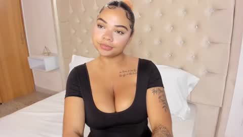 Snapshot of eloisa_cleavage_ chatting on February 28, 2025, 11:14 am Maya online show from February 28, 2025, 11:14 am