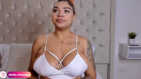 Snapshot of eloisa_cleavage_ chatting on March 8, 2025, 11:16 am Maya online show from March 8, 2025, 11:16 am