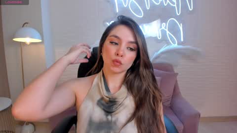 ELOISA OLIVERO online show from January 12, 2025, 4:50 pm