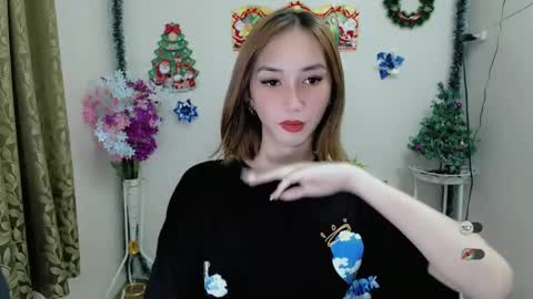 elora_charming online show from January 2, 2025, 10:44 pm