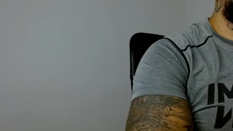 elosocazador online show from October 25, 2025, 6:46 pm