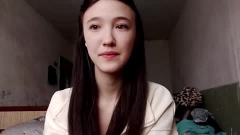 Elara online show from May 21, 2026, 3:24 am