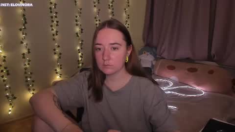 Ela give me a thumbs up if you like it  and this is important for the development of the account online show from June 25, 2026, 8:35 pm