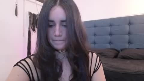 ELOWEN online show from September 15, 2025, 7:03 pm