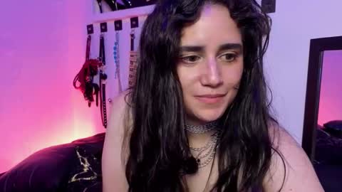 elowen_halley1 online show from February 20, 2026, 6:19 am