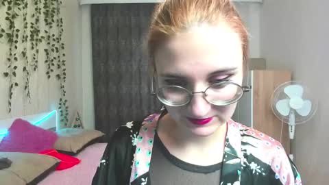 Elsa  online show from December 13, 2024, 8:20 am