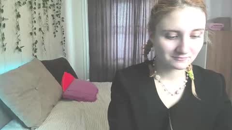 Elsa  online show from February 12, 2025, 7:55 am