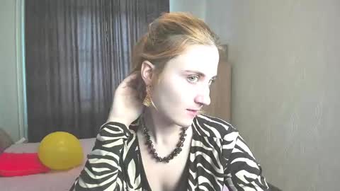 Elsa  online show from February 14, 2025, 3:54 am