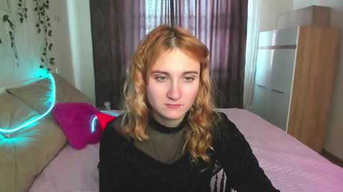 Elsa  online show from February 19, 2025, 7:17 am