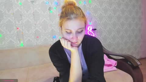 Elsa  online show from March 12, 2025, 9:34 am