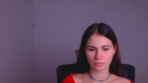 Elsa online show from December 24, 2024, 7:33 pm