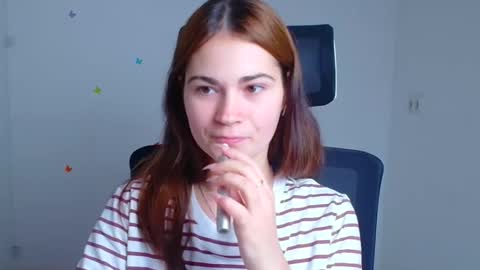 Snapshot of elsa_mur chatting on October 27, 2025, 7:01 am Elsa online show from October 27, 2025, 7:01 am