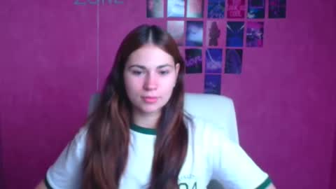 Snapshot of elsa_mur chatting on November 3, 2025, 6:58 am Elsa online show from November 3, 2025, 6:58 am