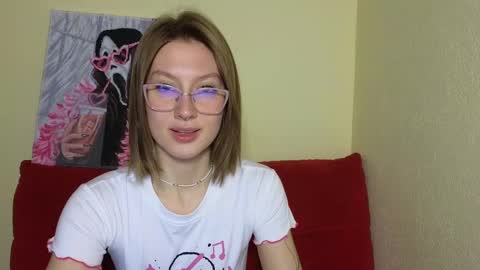 elsaangel online show from December 18, 2024, 1:15 am