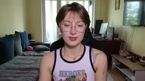 elsaangel online show from May 22, 2026, 1:57 am