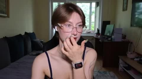 elsaangel online show from May 29, 2026, 3:15 am