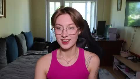 elsaangel online show from June 18, 2026, 7:08 am