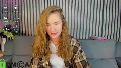 Snapshot of elsie_cutties chatting on October 10, 2025, 1:15 am Elsie online show from October 10, 2025, 1:15 am