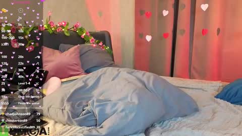 Snapshot of elsie_cutties chatting on February 15, 2026, 7:51 am Elsie online show from February 15, 2026, 7:51 am