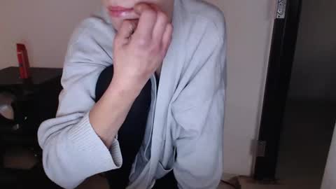 elssa_rush online show from October 8, 2025, 10:46 am