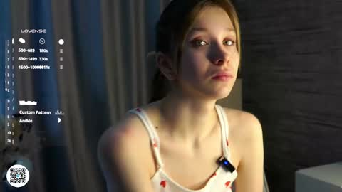 Snapshot of elvafoa chatting on March 3, 2025, 12:04 am Sophie online show from March 3, 2025, 12:04 am
