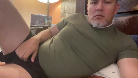 Snapshot of elvecinoequipadon chatting on June 24, 2026, 3:33 pm Petrhus Rockpic online show from June 24, 2026, 3:33 pm