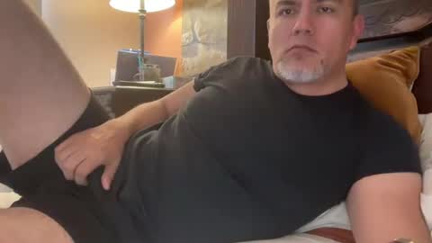 Snapshot of elvecinoequipadon chatting on July 16, 2026, 3:18 pm Petrhus Rockpic online show from July 16, 2026, 3:18 pm