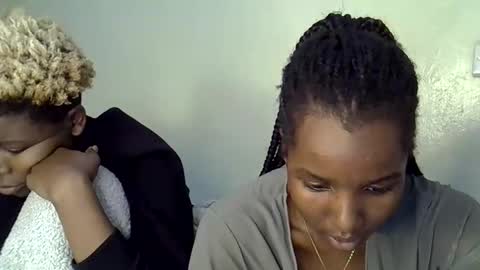 Snapshot of elvier_pretty chatting on March 29, 2026, 6:41 pm flo online show from March 29, 2026, 6:41 pm