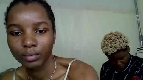 Snapshot of elvier_pretty chatting on May 31, 2026, 12:56 pm flo online show from May 31, 2026, 12:56 pm