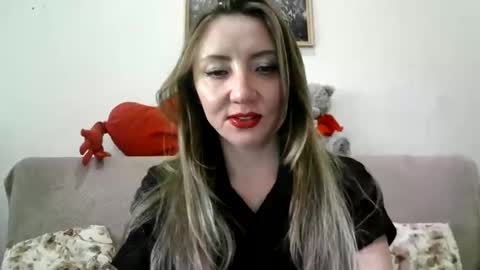 Snapshot of elvinasweet chatting on September 29, 2025, 5:34 am ElvinaSweet online show from September 29, 2025, 5:34 am