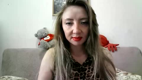 Snapshot of elvinasweet chatting on October 1, 2025, 5:46 am ElvinaSweet online show from October 1, 2025, 5:46 am