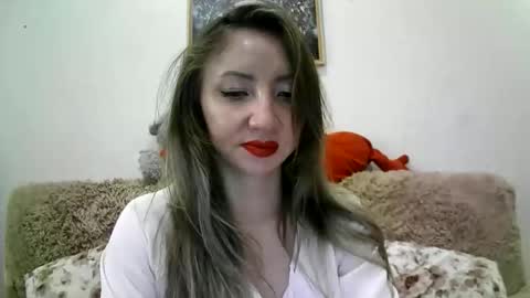 Snapshot of elvinasweet chatting on October 6, 2025, 5:49 am ElvinaSweet online show from October 6, 2025, 5:49 am