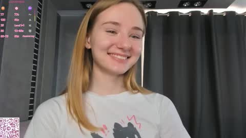 Snapshot of elvyrose chatting on October 20, 2025, 3:40 am Alex online show from October 20, 2025, 3:40 am