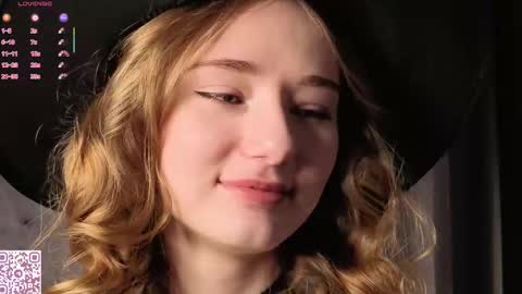 Snapshot of elvyrose chatting on November 1, 2025, 2:02 am Alex online show from November 1, 2025, 2:02 am