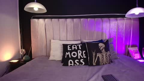 Snapshot of ely_maldox chatting on February 4, 2025, 11:38 am Ely online show from February 4, 2025, 11:38 am