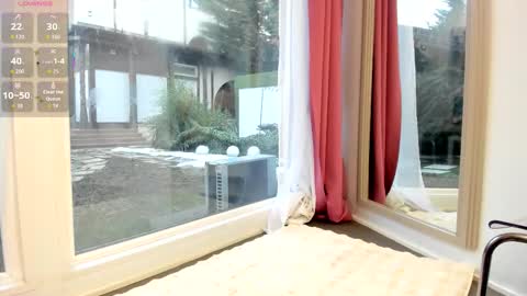 elyarose_ online show from March 6, 2026, 5:15 am