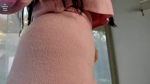 elyarose_ online show from March 17, 2026, 5:55 am