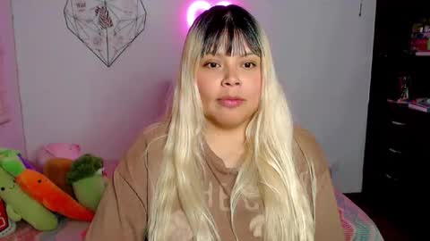 Snapshot of elymoon chatting on October 15, 2025, 11:16 pm Ely online show from October 15, 2025, 11:16 pm