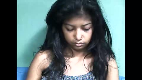 Snapshot of elynah195043 chatting on June 2, 2026, 3:19 am elynah195043 online show from June 2, 2026, 3:19 am