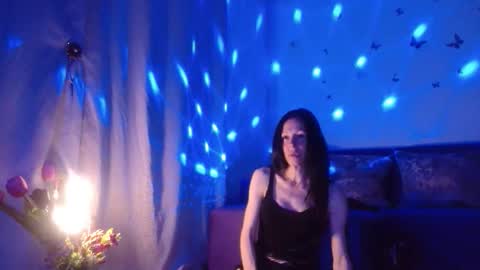 Snapshot of elysasun chatting on May 11, 2026, 5:43 pm Elisa online show from May 11, 2026, 5:43 pm
