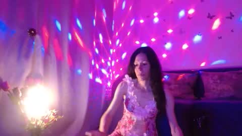 Snapshot of elysasun chatting on May 20, 2026, 6:47 pm Elisa online show from May 20, 2026, 6:47 pm