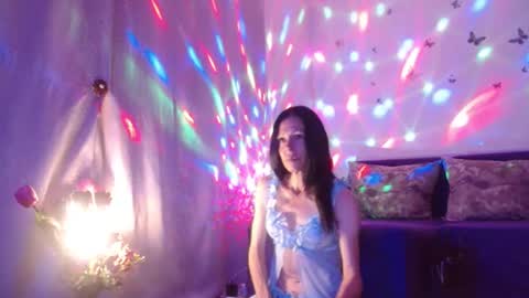 Elisa online show from June 27, 2026, 6:35 pm