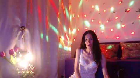 Elisa online show from July 21, 2026, 7:16 pm
